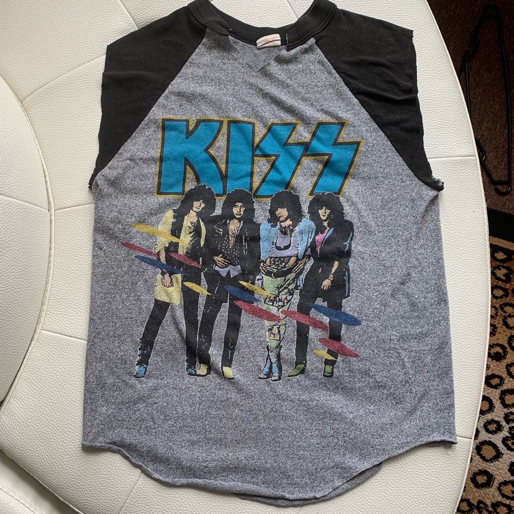 Vintage 1980’s Kiss concert T-shirt